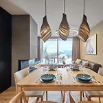 アパート Hill - 73 By Aa Homes