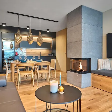 Hill - 73 By Aa Homes Apartment *