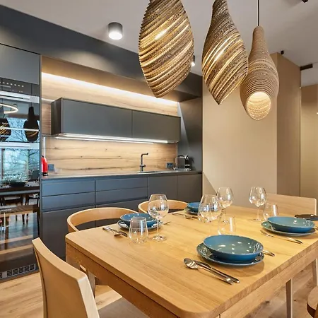 Apartment Hill - 73 By Aa Homes