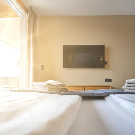 Hill - 73 By Aa Homes Apartment *