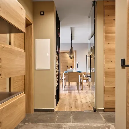 Apartment Hill - 73 By Aa Homes