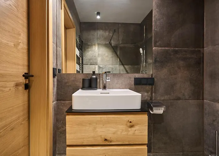 Hill - 73 By Aa Homes Apartment *